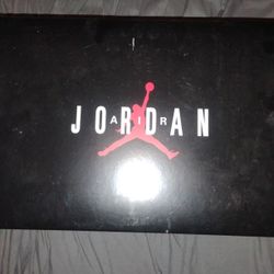 Air Jordan 11 Retro Low (Space Jam)