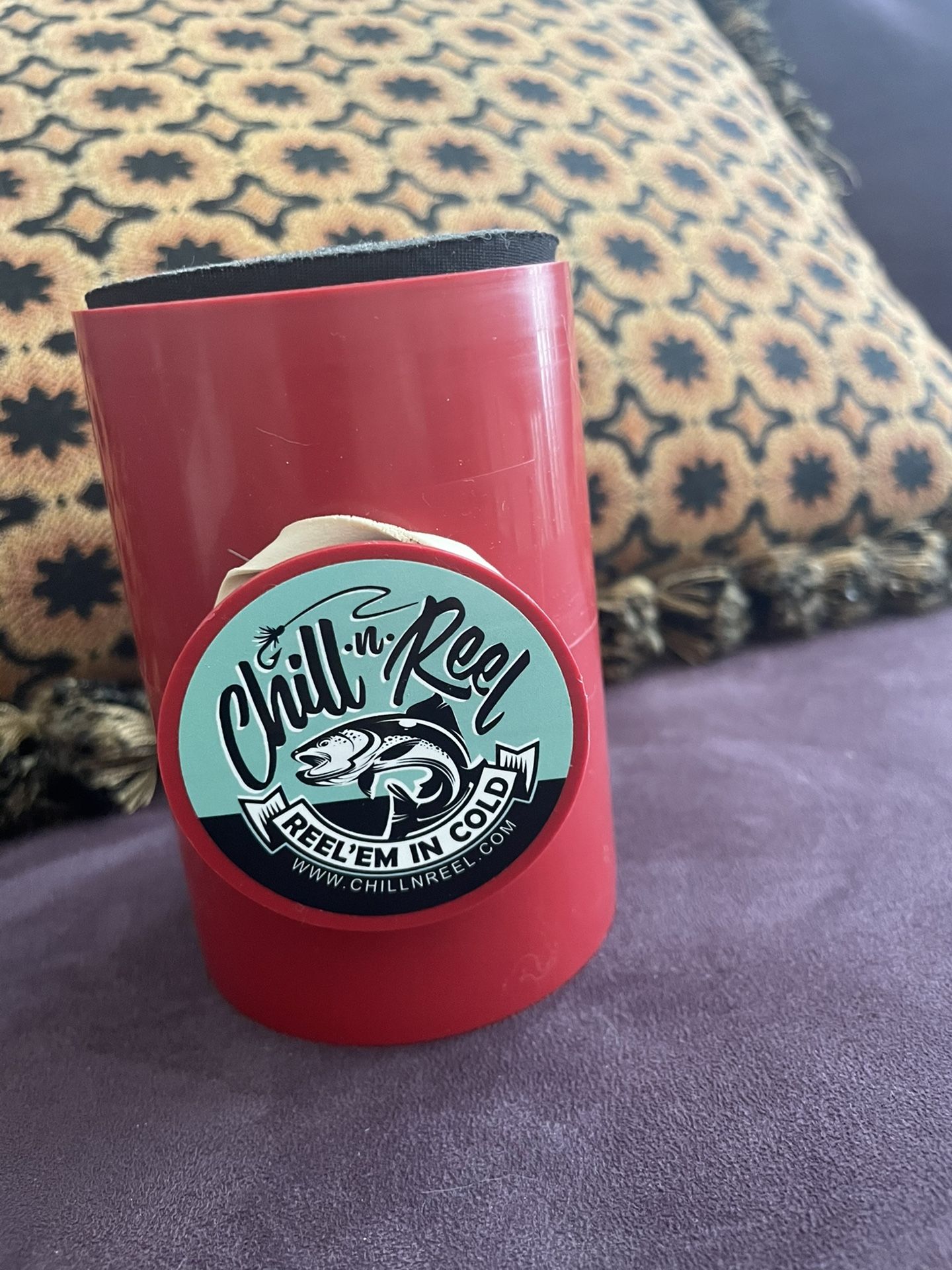 Chill & Reel koozie + Fishing Line+ Hook