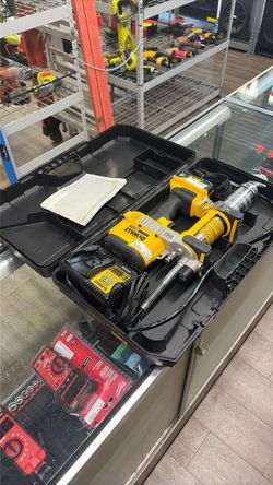 Dewalt greaser
