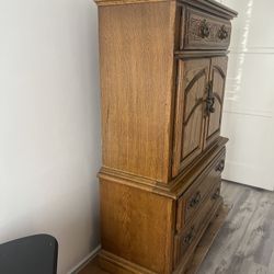 Dressers with mirror for sale Vintage