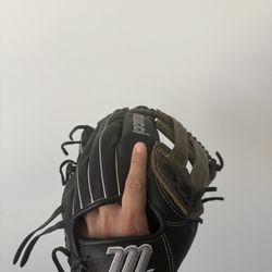 Marucci Baseball Glove