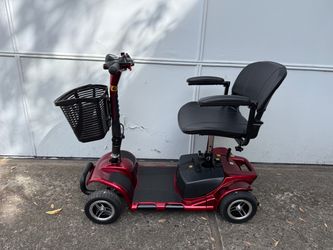 Vive 4-Wheel Mobility Scooter – Barely Used, Garage Kept – Piedmont