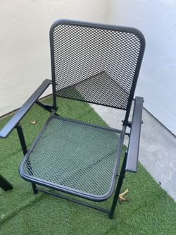 4 Outdoor Chairs