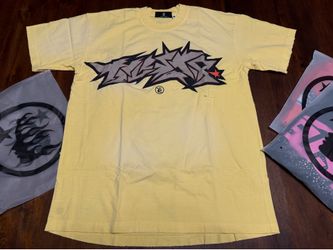 Hellstar Cracked Tee (Sz M with NFC TAG)