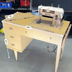 SINGER Sewing Machine Working Classic Machine