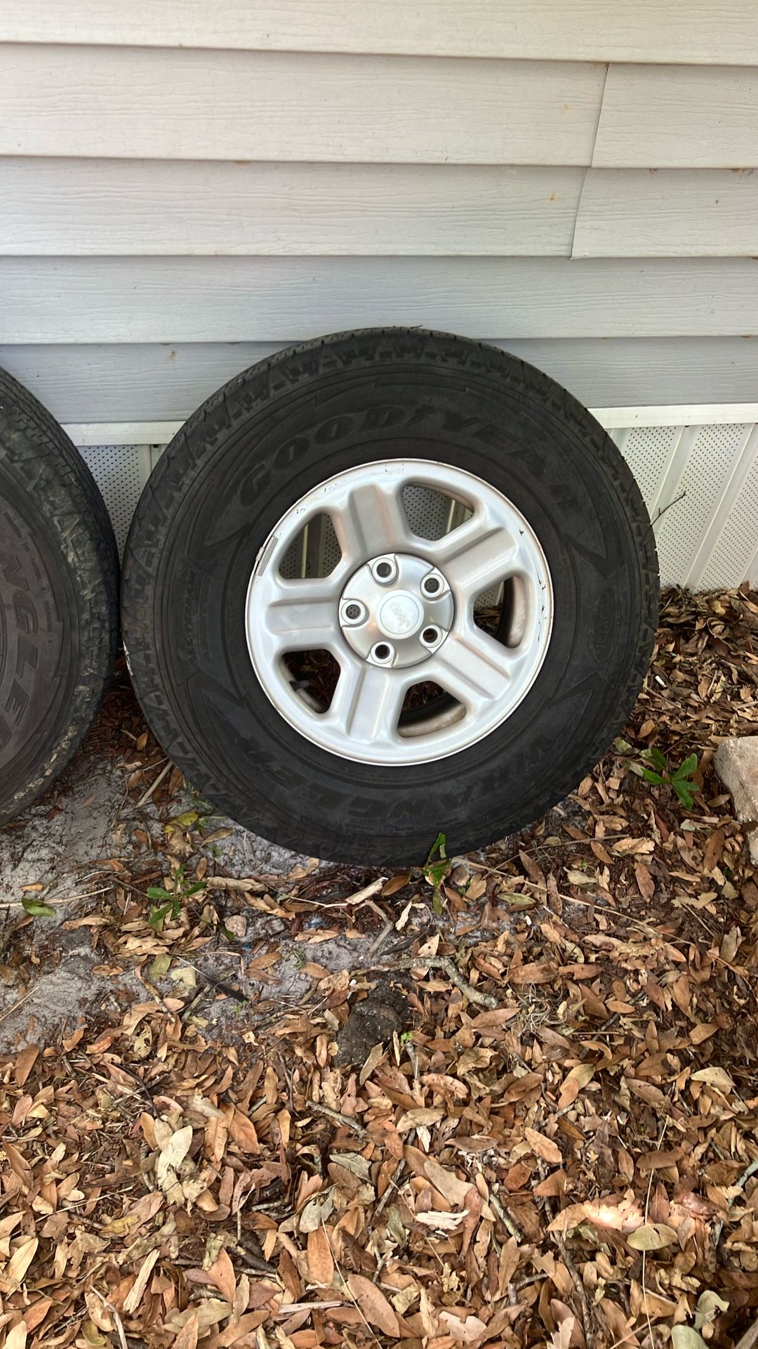 Jeep Stock Tires And Rims