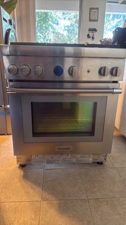 Stove 30” Gas Thermador PRG305WH