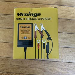 Battery Charger 🔌 ***BRAND NEW***