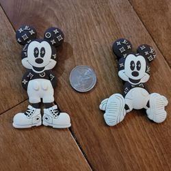 Lot Of 2 Luxury Mickey Mouse Shoe Charms 
