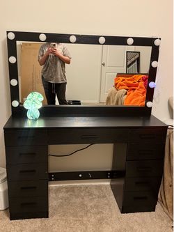 Bedroom vanity and chair