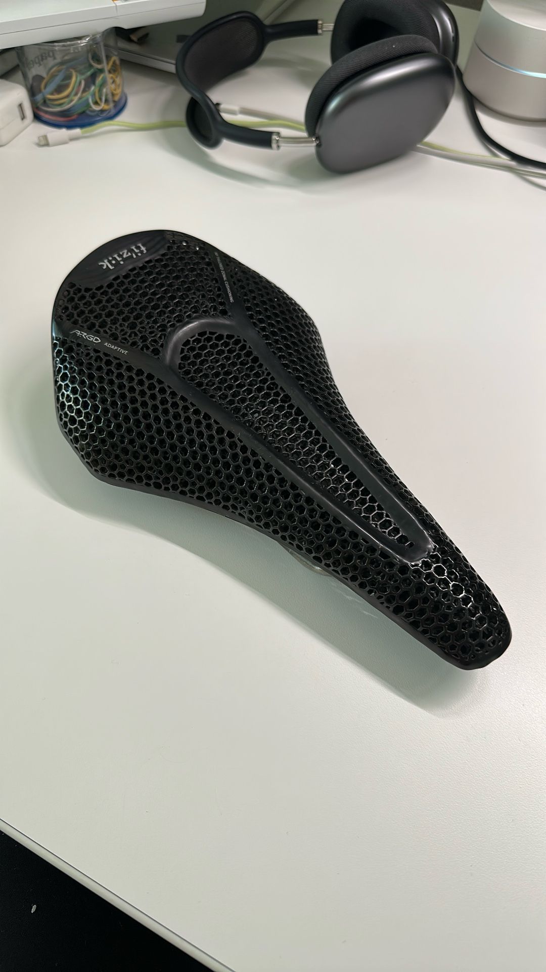 Fizik Vento Argo R3 Adaptive, 140mm 3D Printed Short-Nose Bike Saddle