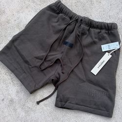 Essentials shorts M-XL