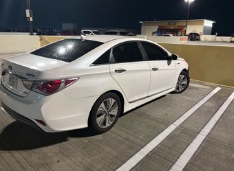 2014 Hyundai Sonata Hybrid