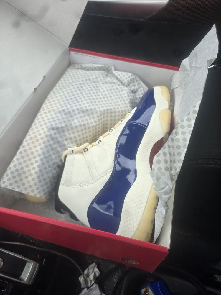 Retro Mens 11 Rare Air