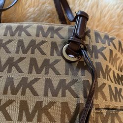 Michael Kors Medium Monogram Tote Bag