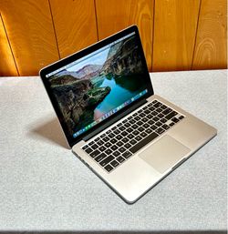 Apple MacBook Pro 13” Retina i5/8GB/256GB SSD $180