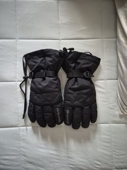 Dakine snowboard gloves