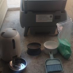 Self-cleaning Litter Box