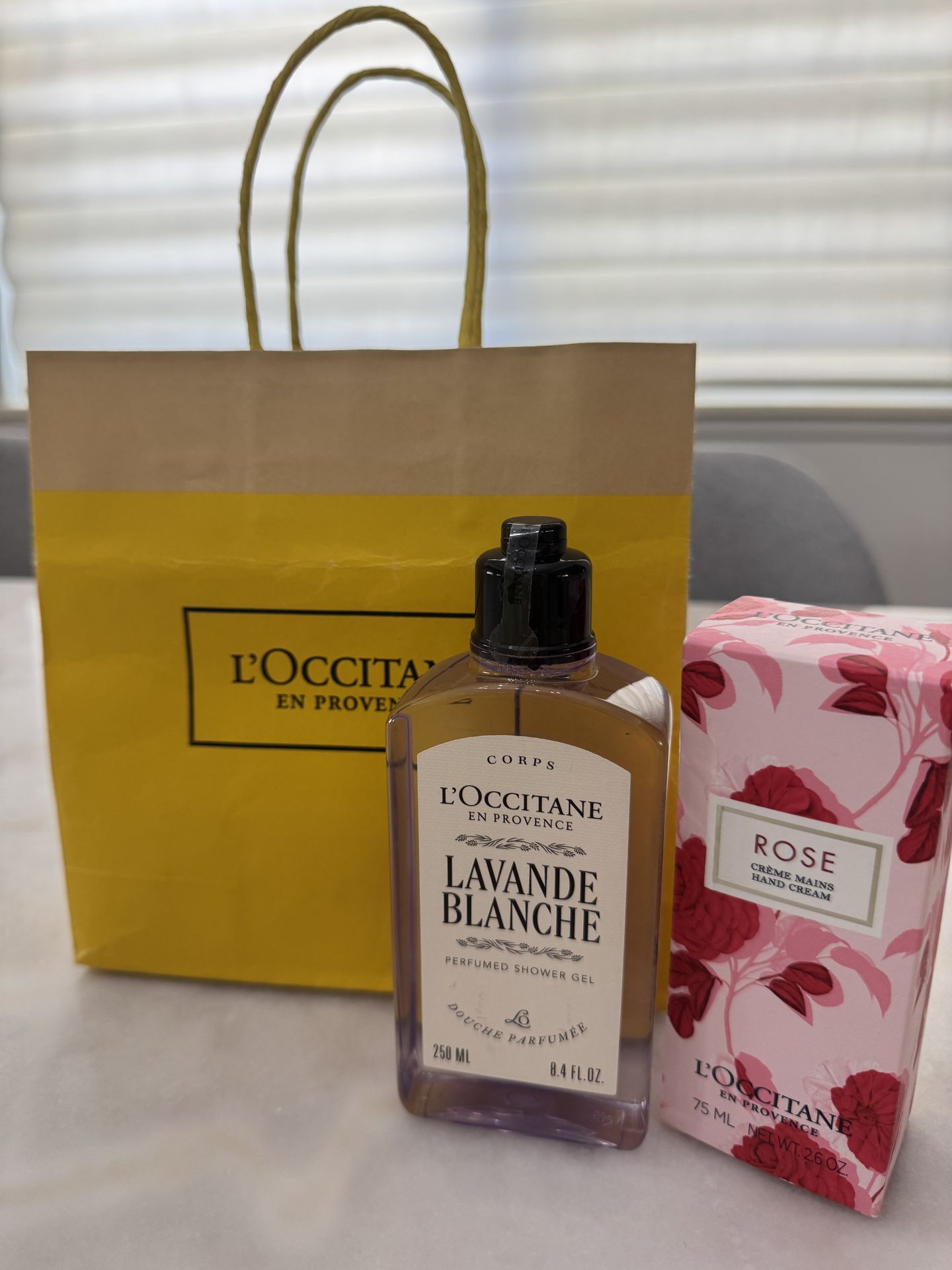 l`occitane rose hand cream 75ml, Shower gel 250ml