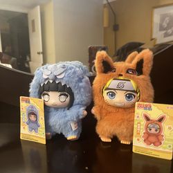 Hinata and Naruto labubu