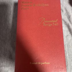 Baccarat rouge 540