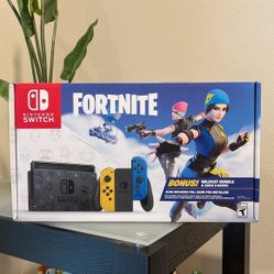 Nintendo Switch Fortnite Wildcat Bundle: Sealed!