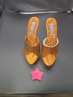 Cape Robbin heels size 8