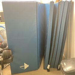 Folding Wrestling Mats