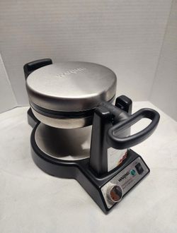 Waring Pro WWM450PC Belgian Waffle Maker Professional Round