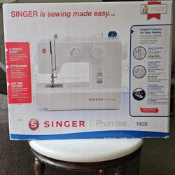 Singer Sewing Machine
