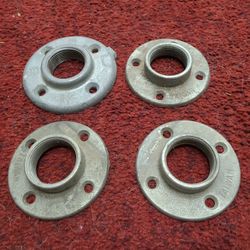 (1) 1-1/4" Pipe Flange Your Choice 