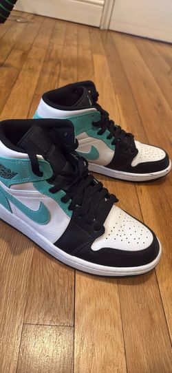 Jordan 1 Tropical Twist