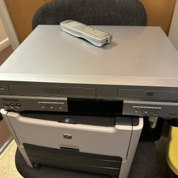 DVD and VCR Player with Remote 