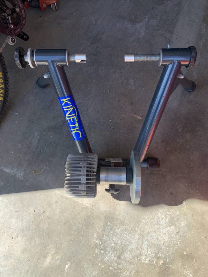 Kurt Kinetic 501 Rev A Bicycle Trainer