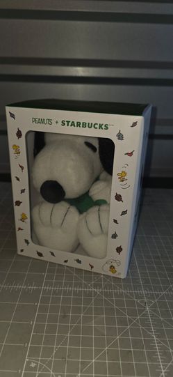 Starbucks snoopy plush