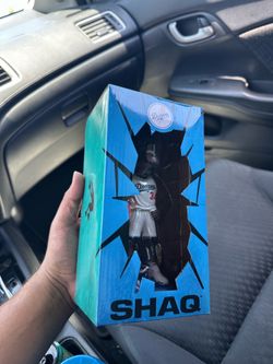 Shaq bobble head