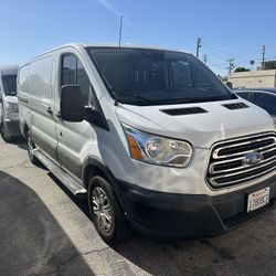 2019 Ford Transit 250 V6