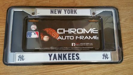 NEW YORK YANKEES OFFICIAL MLB CHROME LICENSE PLATE