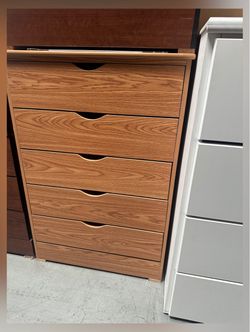 Five drawers dresser / 5 drawers dresser / Cajonera 5 gavetas / Cómoda
