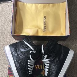 Louis Vuitton Rivoli High