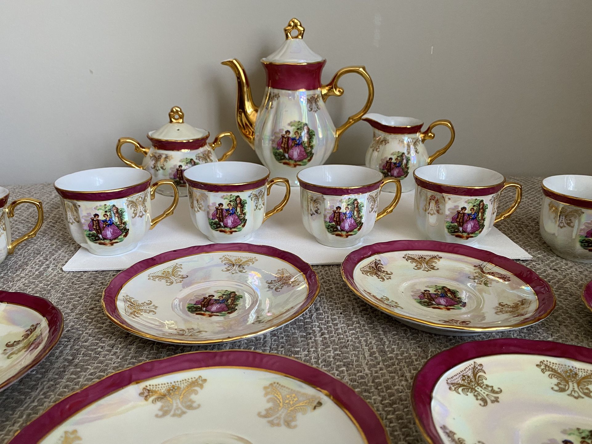 Yusui 24 KT Gold Plated Porcelain Tea Set - 17 pieces - “Courting Old Fashion Romance”