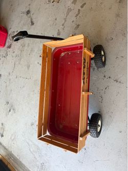 Radio Flyer Wagon ATW