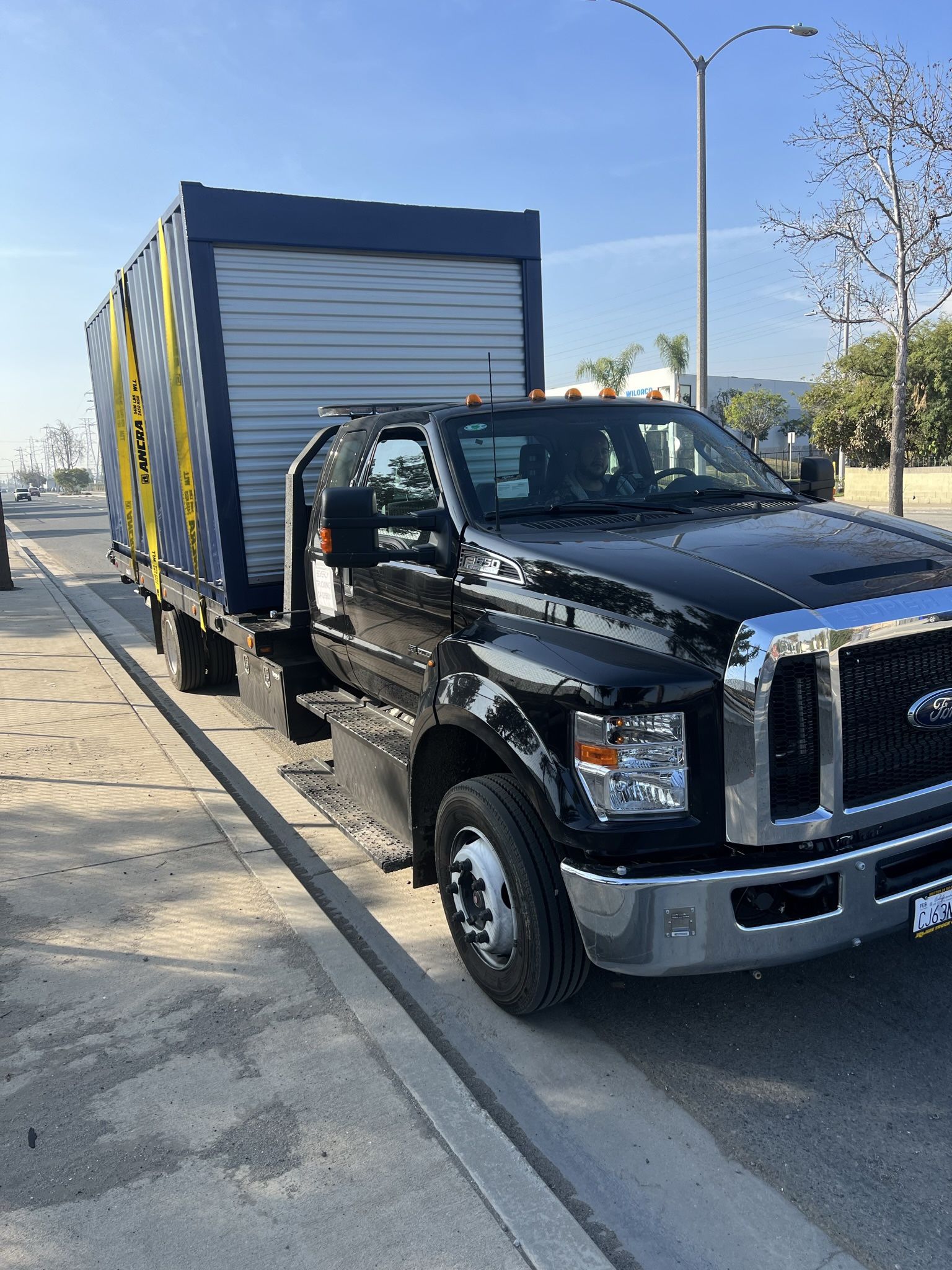 15’ Shipping Container 