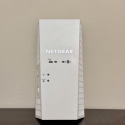 Netgear wifi extension -10$