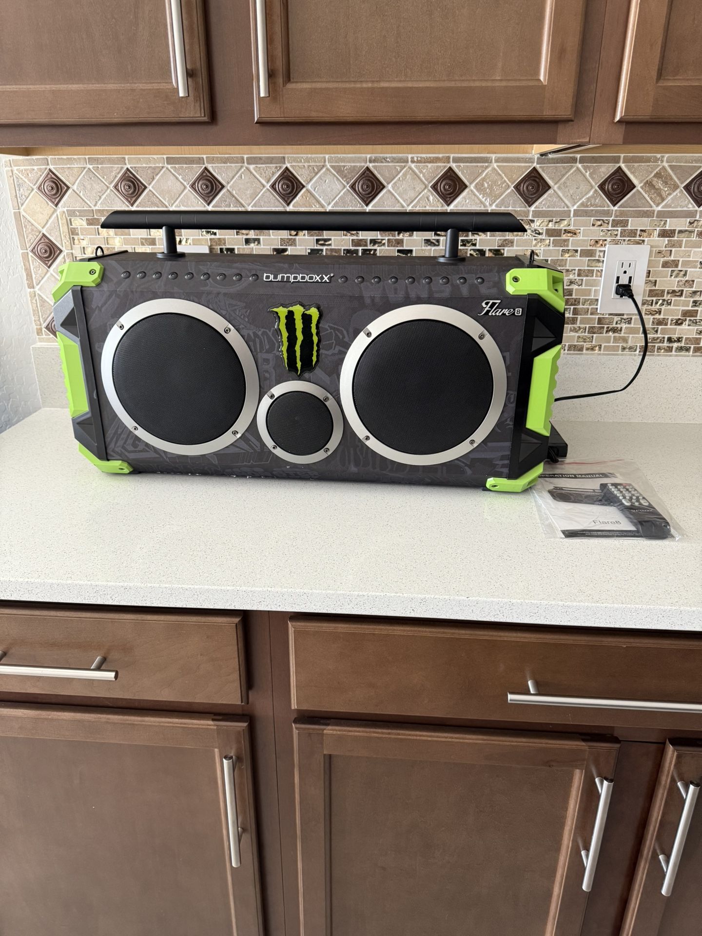 Bumpboxx Flare8 Monster Edition BT Boombox