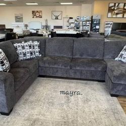 New/ Black Velvet Double Chaise Sectional, Seccional, Couch 