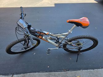 Mongoose Mountain Bike