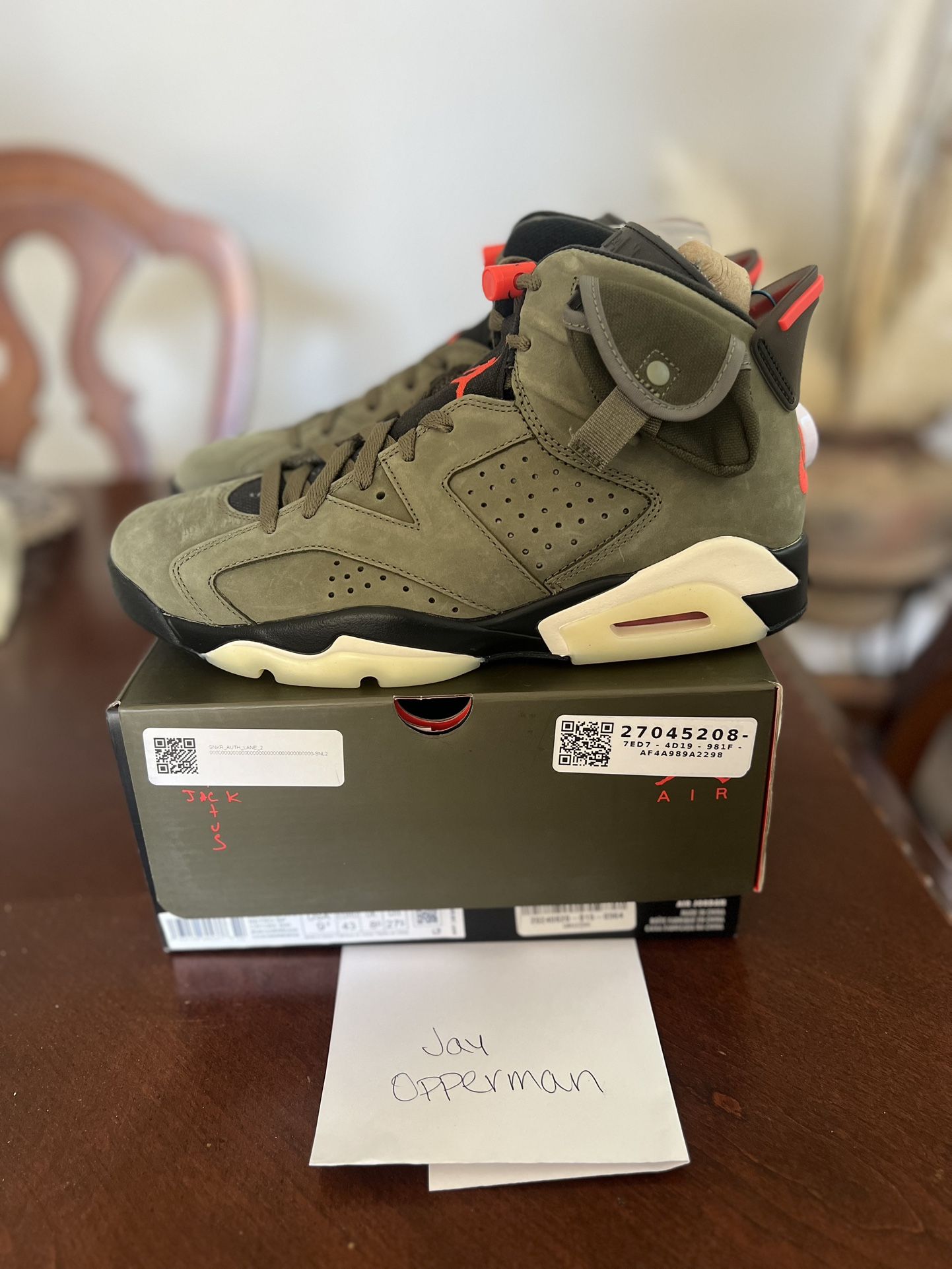 Travis Scott Jordan 6 Olive Sz 9.5
