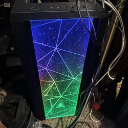 Gamming pc for trade comes with mouse and keyboard and a monitor screen looking for trades 
