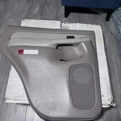 Right/left Rear Door Panels 